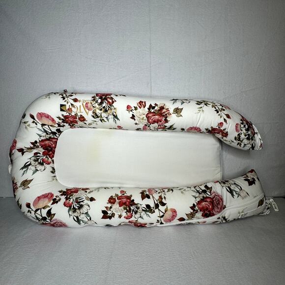 DOCK A TOT DELUXE Deluxe La Vie en Rose Floral Roses Dockatot 0-8 Months - Picture 5 of 11